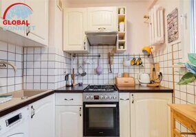 studio_for_rent_in_warsaw_kitchen_overview.jpg